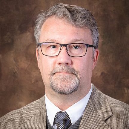 Bruce light jacket crop 2